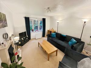 Lounge- click for photo gallery